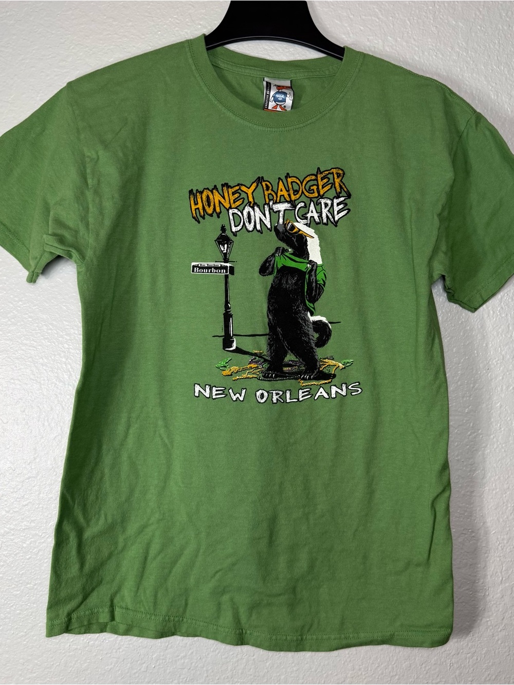 Honey Badger Don’t Care New Orleans‎ Green T-Shirt M Crew Neck Cotton